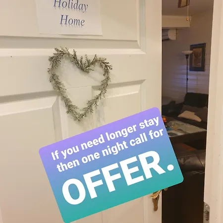 Leilighet Holiday Home *