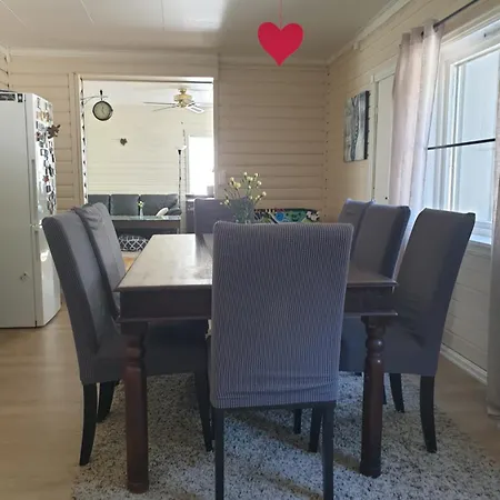 Leilighet Holiday Home