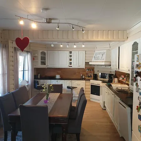 Leilighet Holiday Home